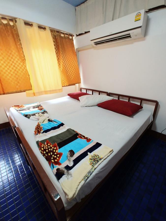 Prasuri Guest House Bangkok Exteriér fotografie