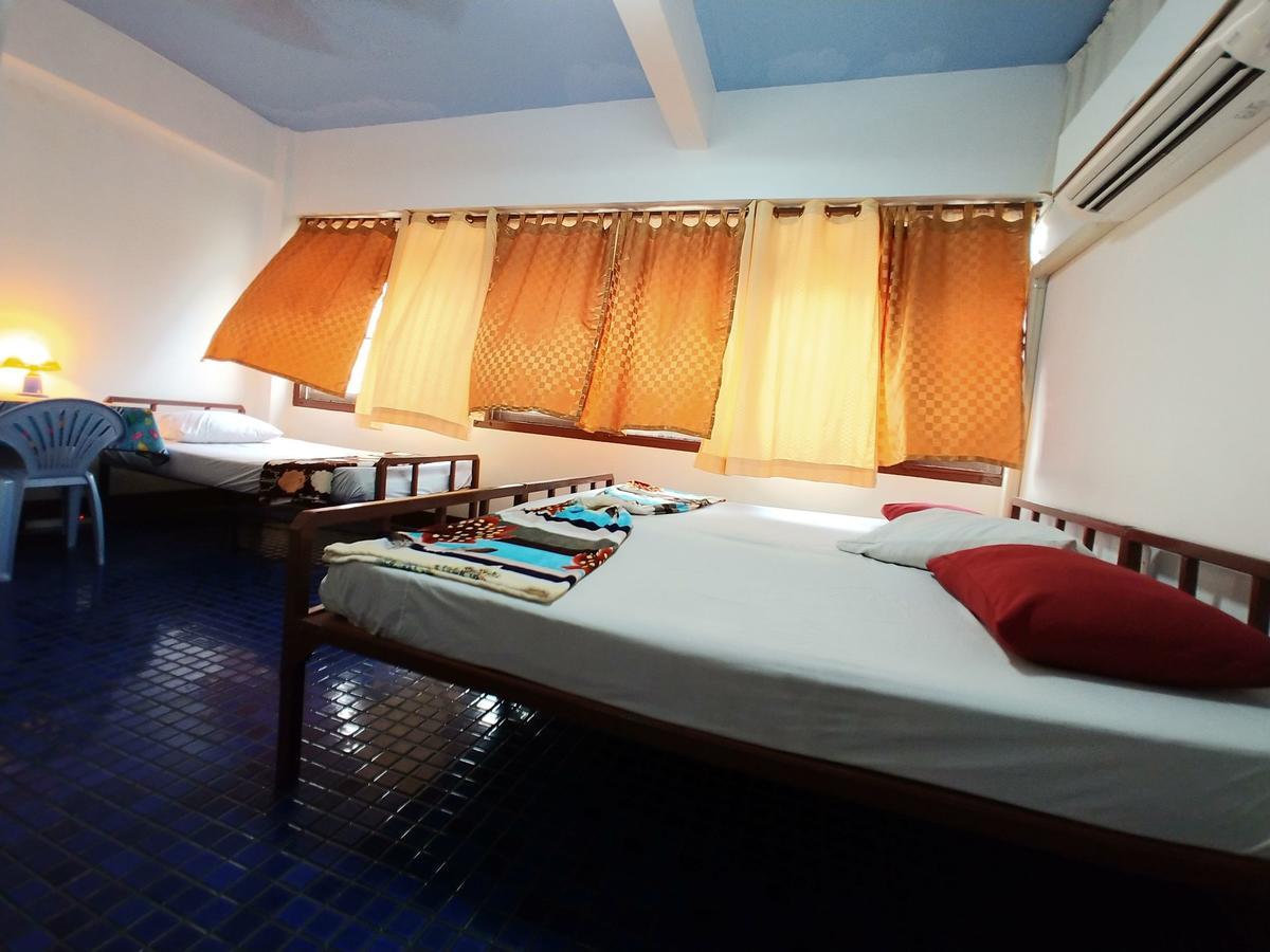Prasuri Guest House Bangkok Exteriér fotografie